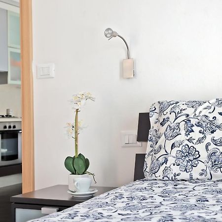 Casa Vacanze Aurora Centro Римини Экстерьер фото