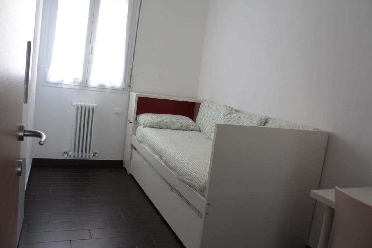 Casa Vacanze Aurora Centro Римини Экстерьер фото