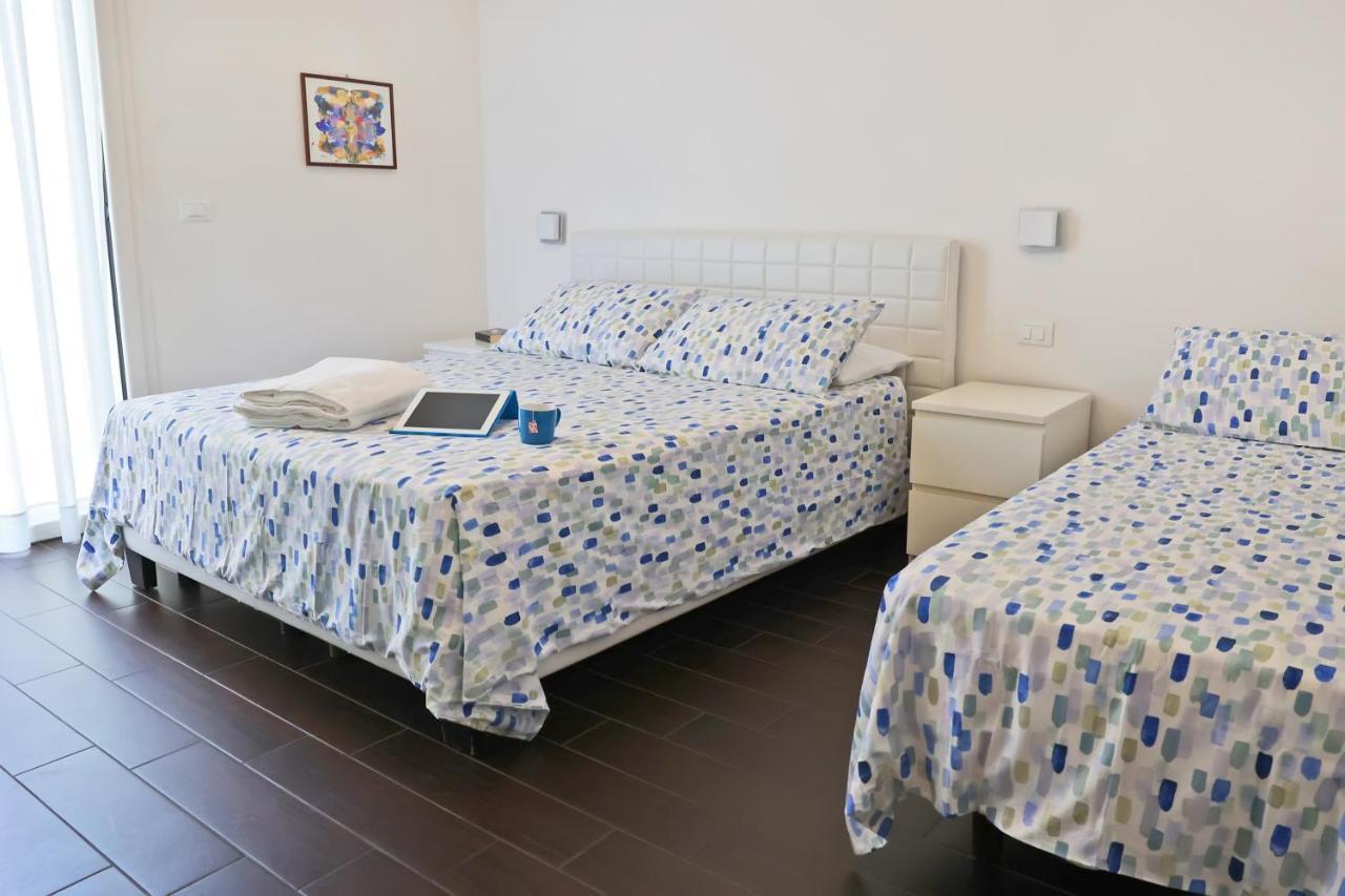 Casa Vacanze Aurora Centro Римини Экстерьер фото