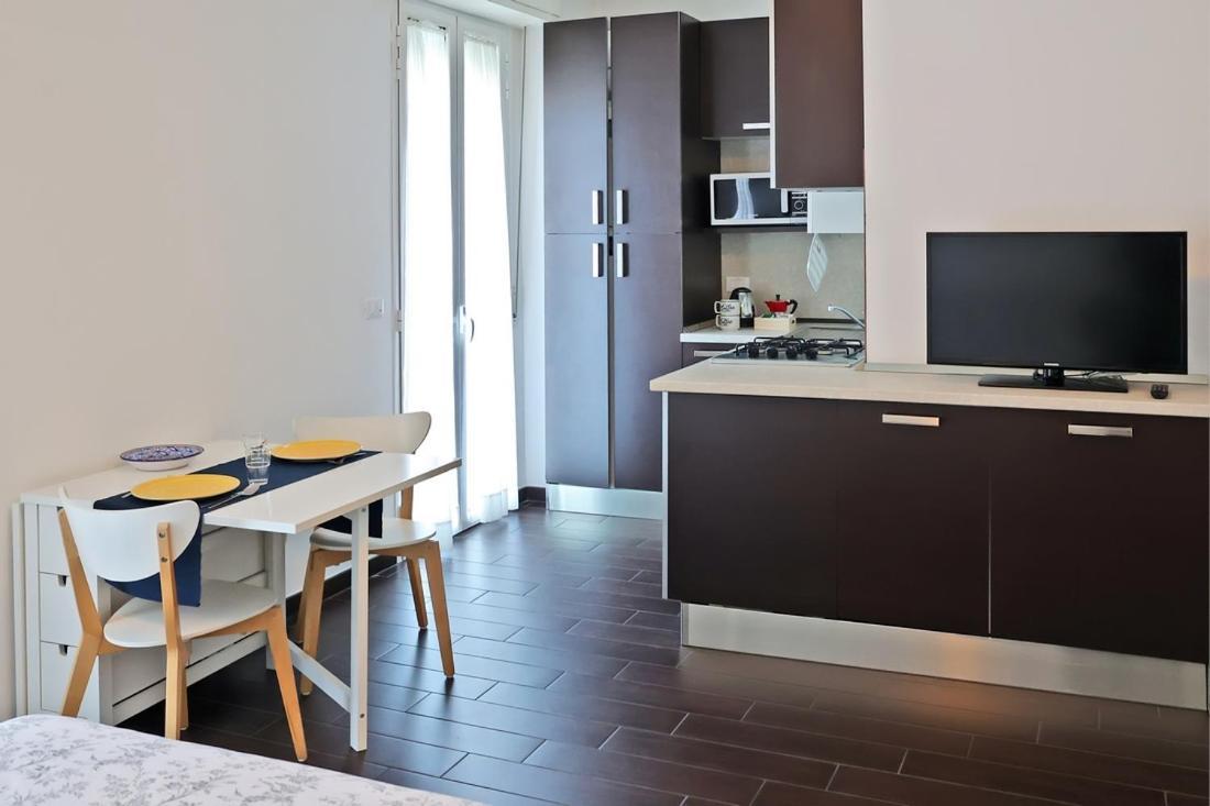 Casa Vacanze Aurora Centro Римини Экстерьер фото